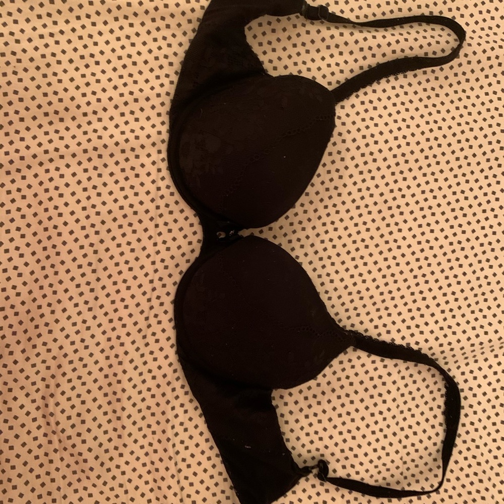 Black super padded bra